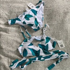 NWT cupshe bikini top